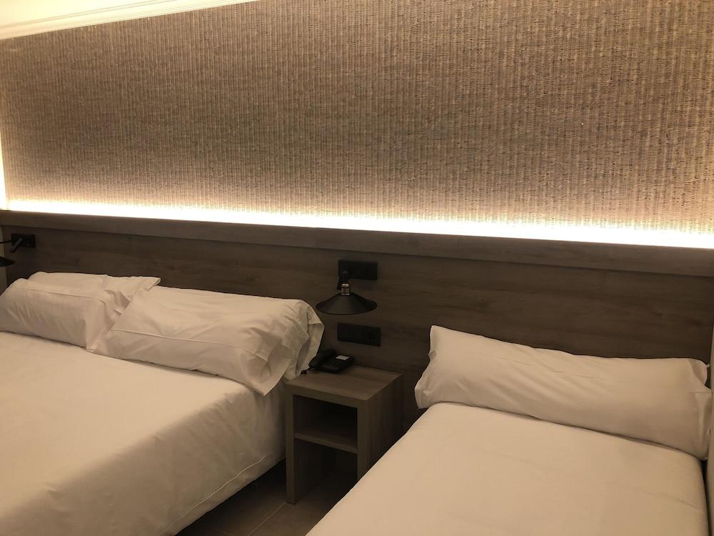 Metropol 4 Superior