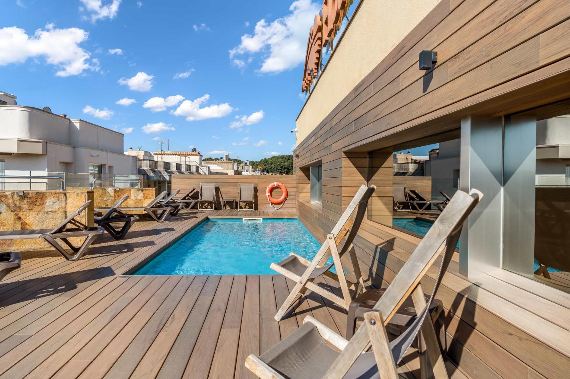 Metropol 4 Superior Hotel