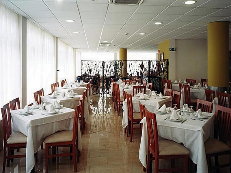 Metropol 4 Superior Hotel